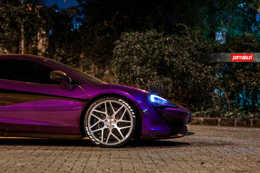 Детали экстерьера McLaren 570S on Vossen Wheels (VPS-315T) 2017 года  (фото 12 из 15)